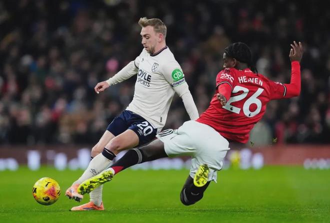 里奇蒙德AJ10国王队PE配色明年年末复刻上市（AJ10 里奇蒙德国王队 PE 配色将于明年年底复刻回归）