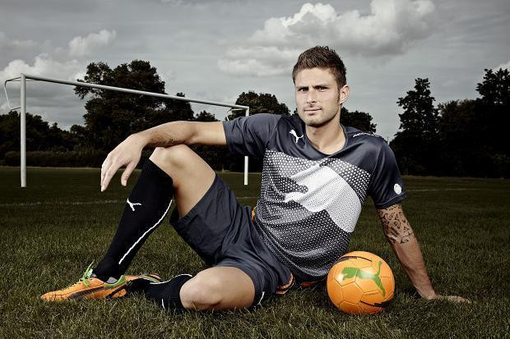 剑南春丨尤文0-0都灵，帕莱亚里多次扑救，小西蒙尼进球无效（剑南春丨尤文闷平都灵0-0：帕莱亚里屡次救险，小西蒙尼破门被吹）