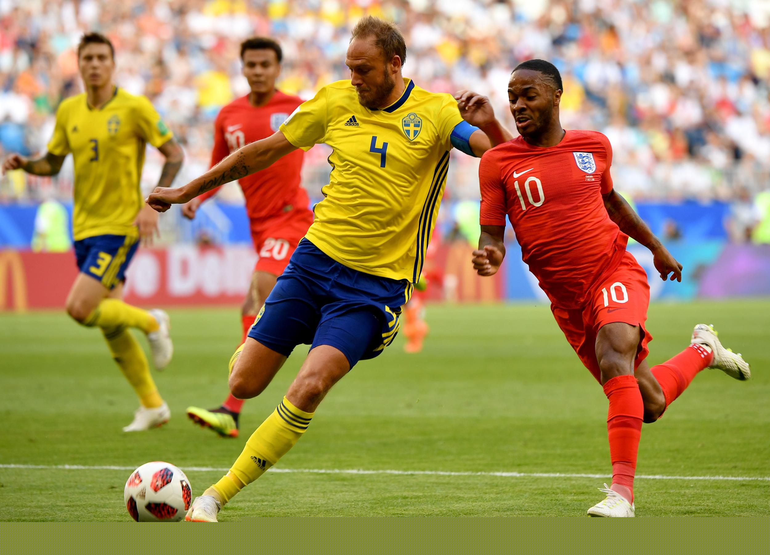 苗原：辽宁铁人18岁高中锋张家鸣获得伯恩利U21的试训邀请（苗原：伯恩利U21向辽宁铁人18岁高中锋张家鸣发出试训邀请）