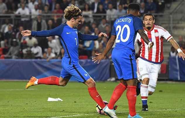 中国龙之队11周年球迷大会圆满举行 共赴山城之约（中国龙之队球迷大会11周年庆在山城圆满收官）