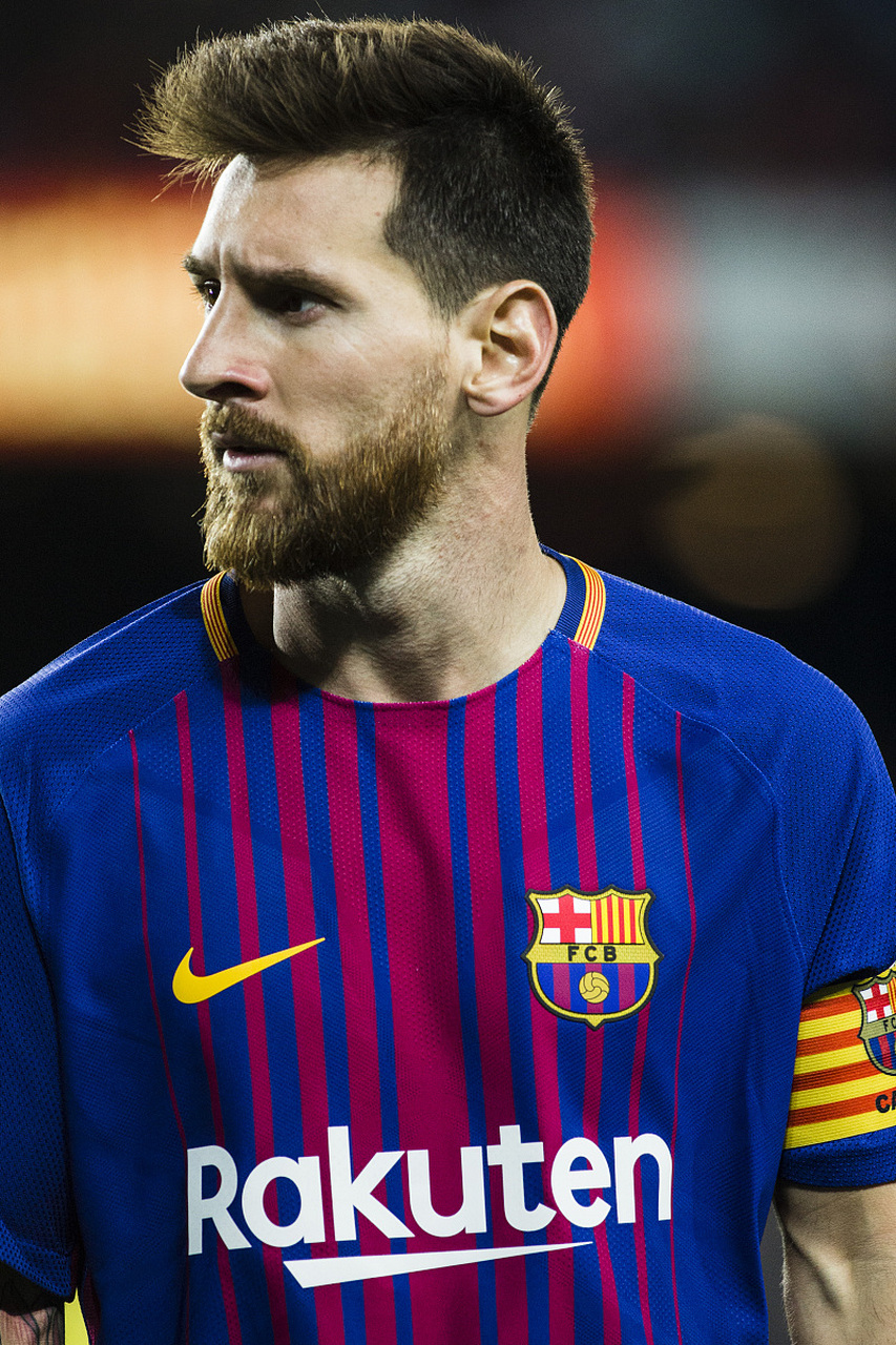 记者：下个月刘祝润就要当爸爸了，孩子会在大连出生（记者：刘祝润下月升级当爸，宝宝将于大连诞生）